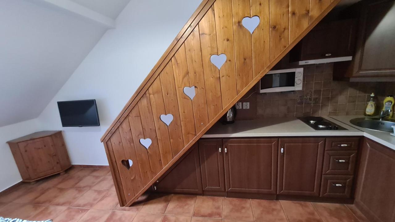 Gyulai Fuerdoe Apartman Εξωτερικό φωτογραφία